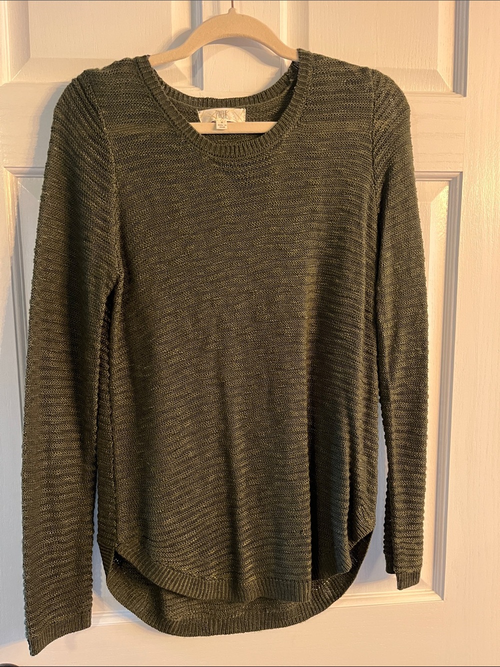 PINQUE Crewneck Lightweight Knit Sweater - Olive/Army Green
